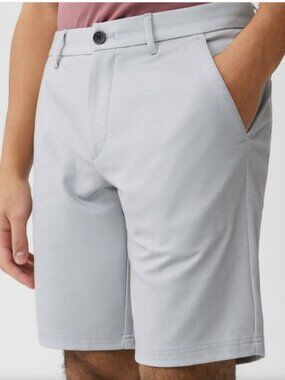 NEW Robert Barakett Lomita Light Grey 8" Shorts Size 32 Performance Golf Casual